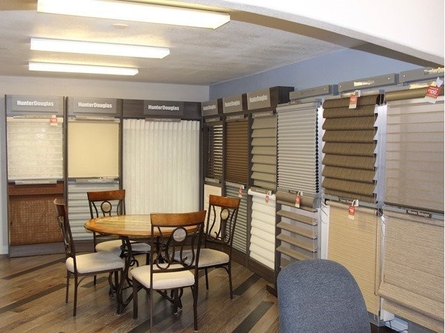 Hunter Douglas Dealer Image